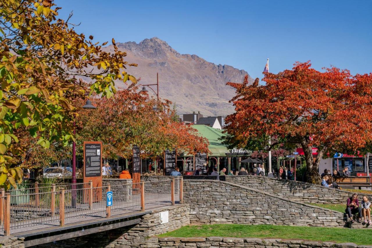 The Village Green Apartment Queenstown Eksteriør bilde